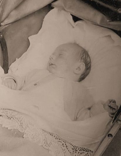 Bestand:Adri Schellen.jpg