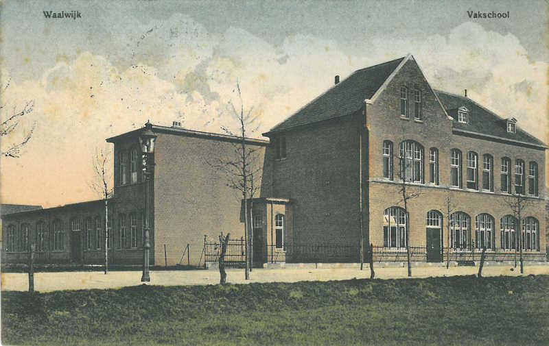 Bestand:ACWWK494 vakschool.jpg