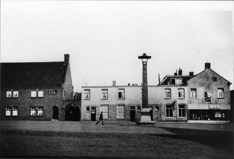 Bestand:71828 Raadhuisplein 5.jpg