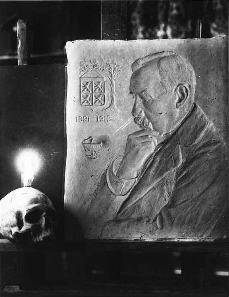 Bestand:71808 Portret in steen JBF van Gils.jpg